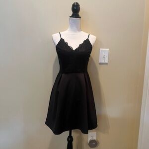 Charlotte Russe: Black V-Neck Spaghetti Strap Mini Dress LARGE **NO TAG**
